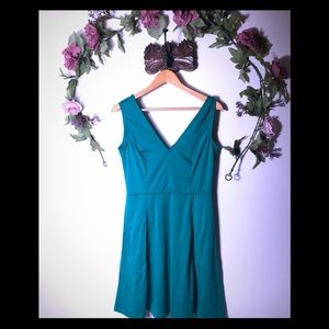 H&M | Green Sleeveless Dress